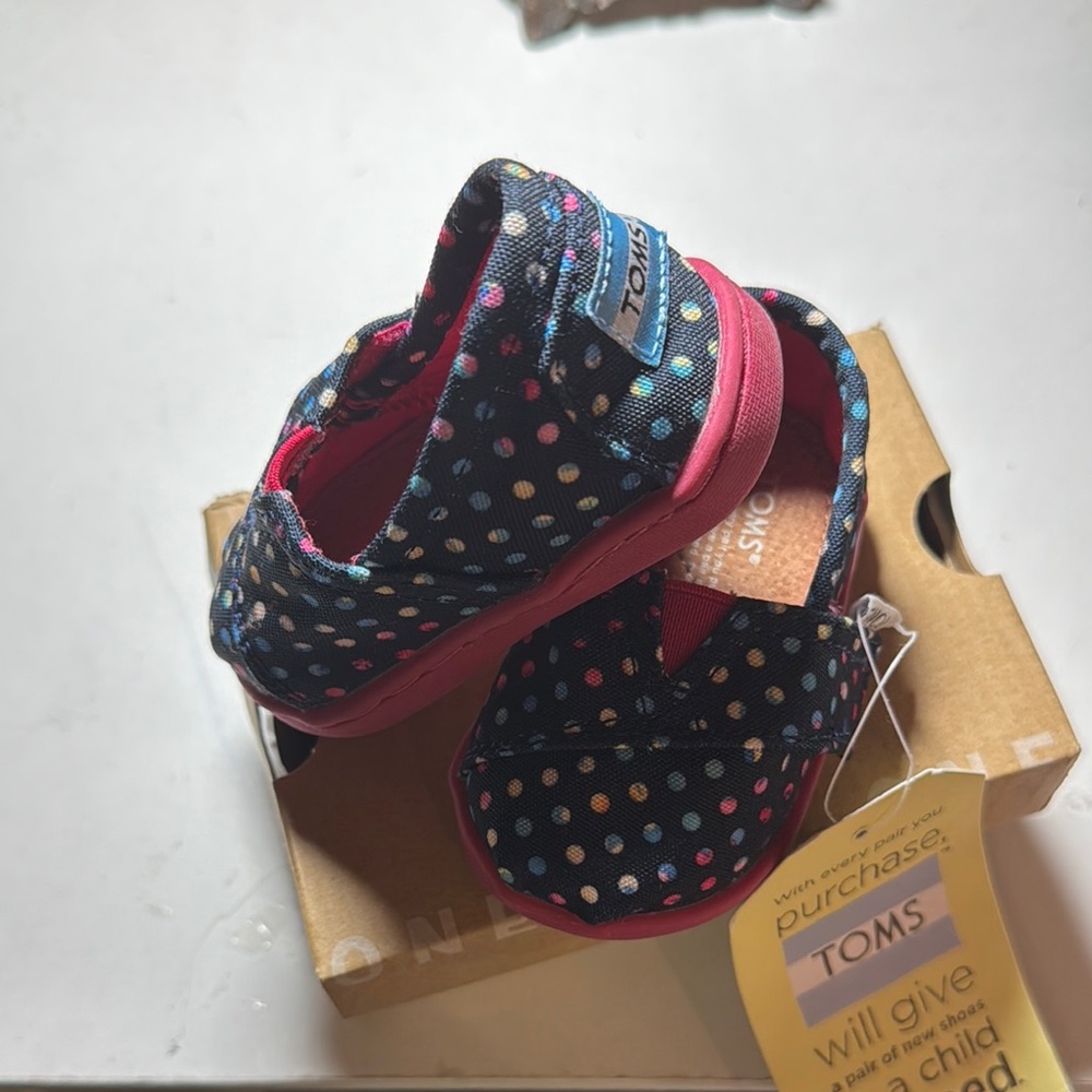 🆕 Baby Toms Black and Pink Moccasins Slip-On Comfort - Picture 3 of 7